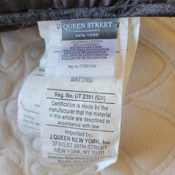 Queen Street Rhinestone throw pillow  NWT - Picture 2 of 9